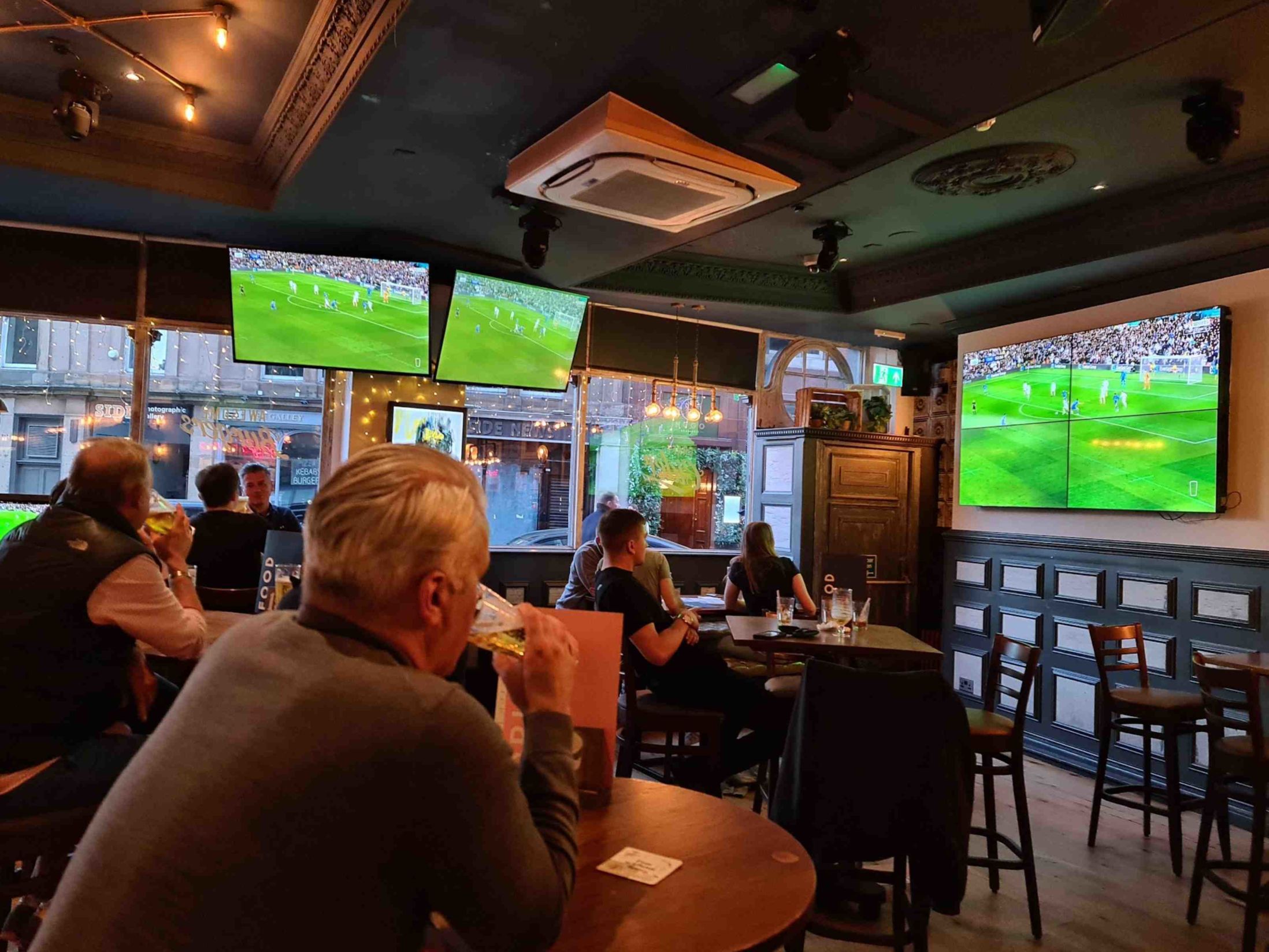 Akenside Traders - Best Sports Bars in Newcastle